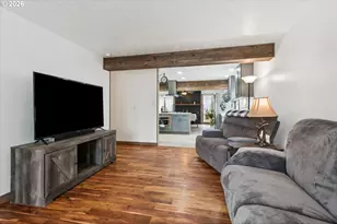 21 NE 194th Ave, Portland, OR 97230 - Photo 10