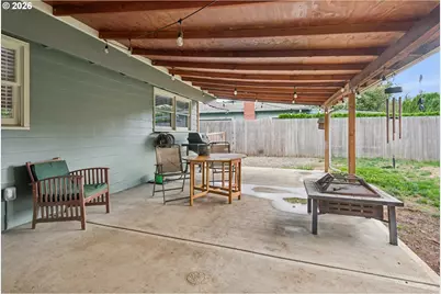 21 NE 194th Ave, Portland, OR 97230 - Photo 32