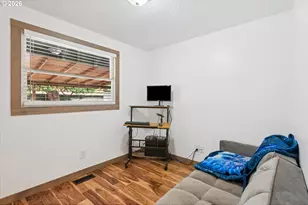 21 NE 194th Ave, Portland, OR 97230 - Photo 20