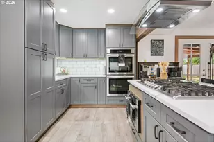 21 NE 194th Ave, Portland, OR 97230 - Photo 14