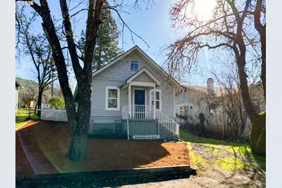 1747 SE Kane St, Roseburg, OR 97470 - Photo 18