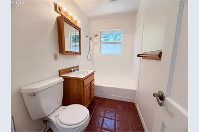 4219 SE Ellis St, Portland, OR 97206 - Photo 14