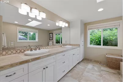 2790 N Maple St, Canby, OR 97013 - Photo 16