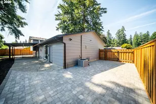 712 NE 195th Ave, Portland, OR 97230 - Photo 30