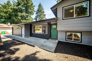 712 NE 195th Ave, Portland, OR 97230 - Photo 4