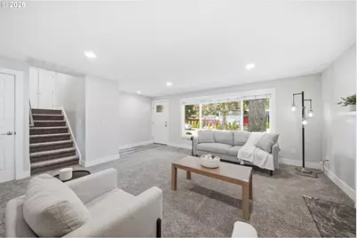 712 NE 195th Ave, Portland, OR 97230 - Photo 8