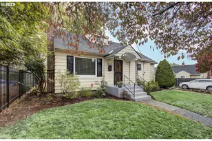 615 W 39th St, Vancouver, WA 98660 - Photo 2