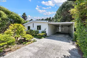 1600 Rhododendron Dr, Florence, OR 97439 - Photo 2