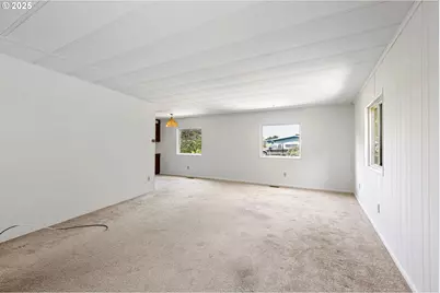 1600 Rhododendron Dr #429, Florence, OR 97439 - Photo 16