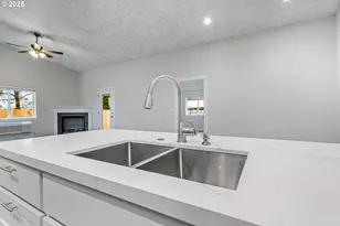 3627 Green River Rd, Sweet Home, OR 97386 - Photo 18