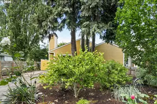 10140 N Hudson St, Portland, OR 97203 - Photo 38