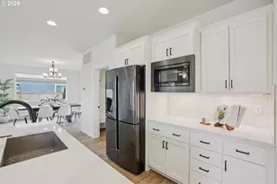 3809 SE Reed Dr, Hillsboro, OR 97123 - Photo 12