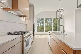 10723 SE 13th Cir, Vancouver, WA 98664 - Photo 14