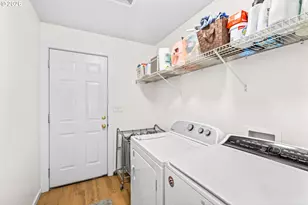 1898 Iron Horse Rd, Eugene, OR 97402 - Photo 34