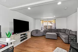 1898 Iron Horse Rd, Eugene, OR 97402 - Photo 18
