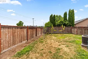 1898 Iron Horse Rd, Eugene, OR 97402 - Photo 40