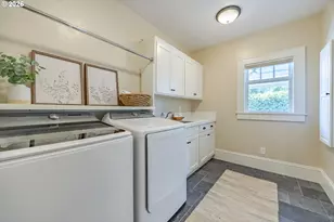 1545 Villard St, Eugene, OR 97403 - Photo 32