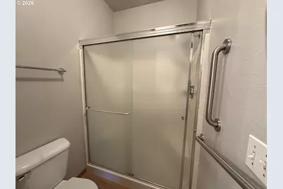 18877 Highland Dr, Oregon City, OR 97045 - Photo 16