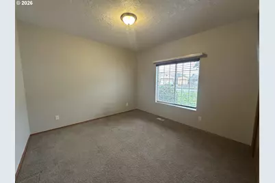 18877 Highland Dr, Oregon City, OR 97045 - Photo 18