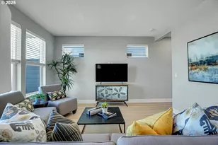 16489 NW Liberty St, Portland, OR 97229 - Photo 8