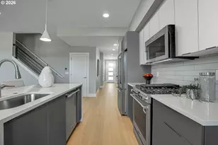 16489 NW Liberty St, Portland, OR 97229 - Photo 2
