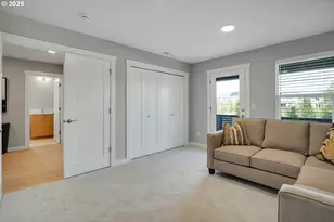 16489 NW Liberty St, Portland, OR 97229 - Photo 18