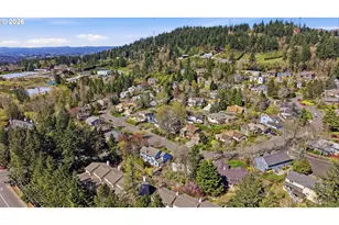 7025 SW Windemere Loop, Portland, OR 97225 - Photo 36