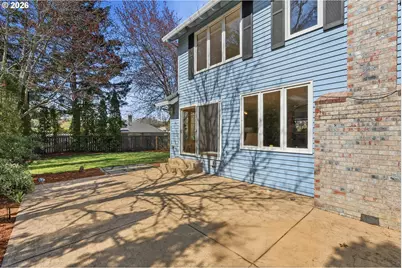 7025 SW Windemere Loop, Portland, OR 97225 - Photo 34