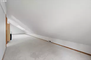 7025 SW Windemere Loop, Portland, OR 97225 - Photo 18