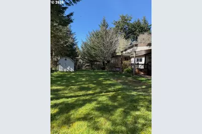 64294 Penny Rd, Coos Bay, OR 97420 - Photo 4