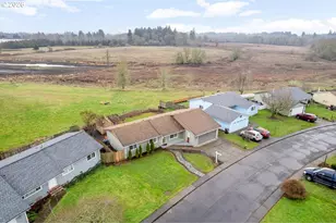 1122 SE Fir Grove Loop, Hillsboro, OR 97123 - Photo 24