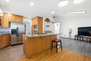 1679 SW Goucher St, McMinnville, OR 97128 - Photo 12