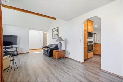 1679 SW Goucher St, McMinnville, OR 97128 - Photo 8