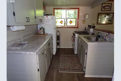 Cabin 44 Northwoods, Cougar, WA 98616 - Photo 6