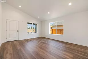 1449 SE Hankel St, Dallas, OR 97338 - Photo 2