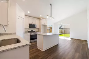 1449 SE Hankel St, Dallas, OR 97338 - Photo 4