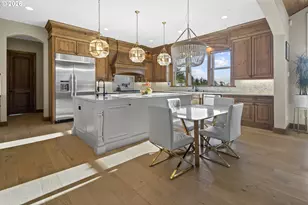 13857 SE Mountain Crest Dr, Happy Valley, OR 97086 - Photo 10