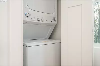 12088 SE Market St, Portland, OR 97216 - Photo 14