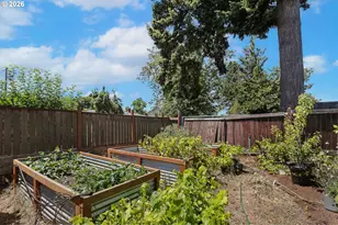 1720 Grove St, Eugene, OR 97404 - Photo 28