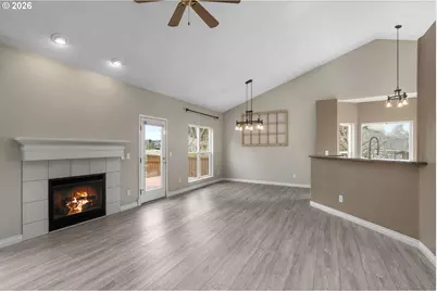 703 E Stonecreek Dr, La Center, WA 98629 - Photo 8