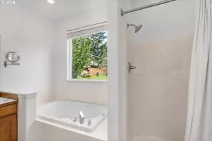 703 E Stonecreek Dr, La Center, WA 98629 - Photo 26