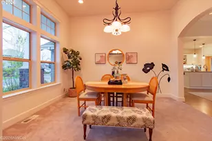 2225 Avengale Dr, Eugene, OR 97408 - Photo 12