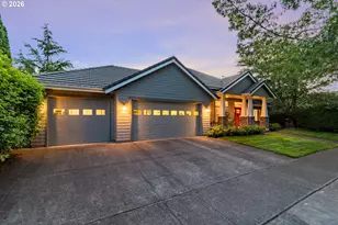 2225 Avengale Dr, Eugene, OR 97408 - Photo 2