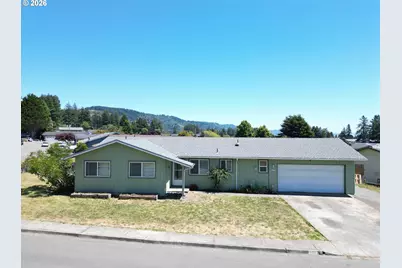 824 Kevin Pl, Brookings, OR 97415 - Photo 1