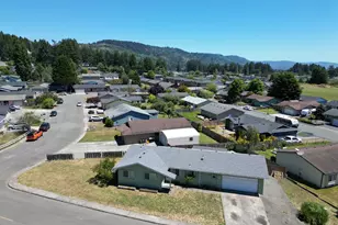 824 Kevin Pl, Brookings, OR 97415 - Photo 30