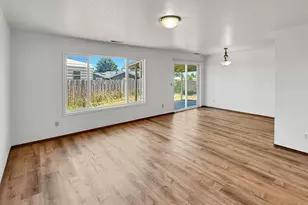 824 Kevin Pl, Brookings, OR 97415 - Photo 8