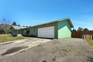 824 Kevin Pl, Brookings, OR 97415 - Photo 24