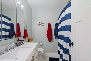 1773 NE 19th St, Gresham, OR 97030 - Photo 8