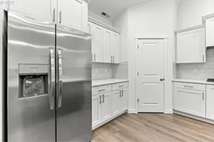 1280 S 32nd Ave, Cornelius, OR 97113 - Photo 12