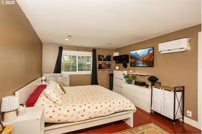 11511 SE Division St, Portland, OR 97266 - Photo 10